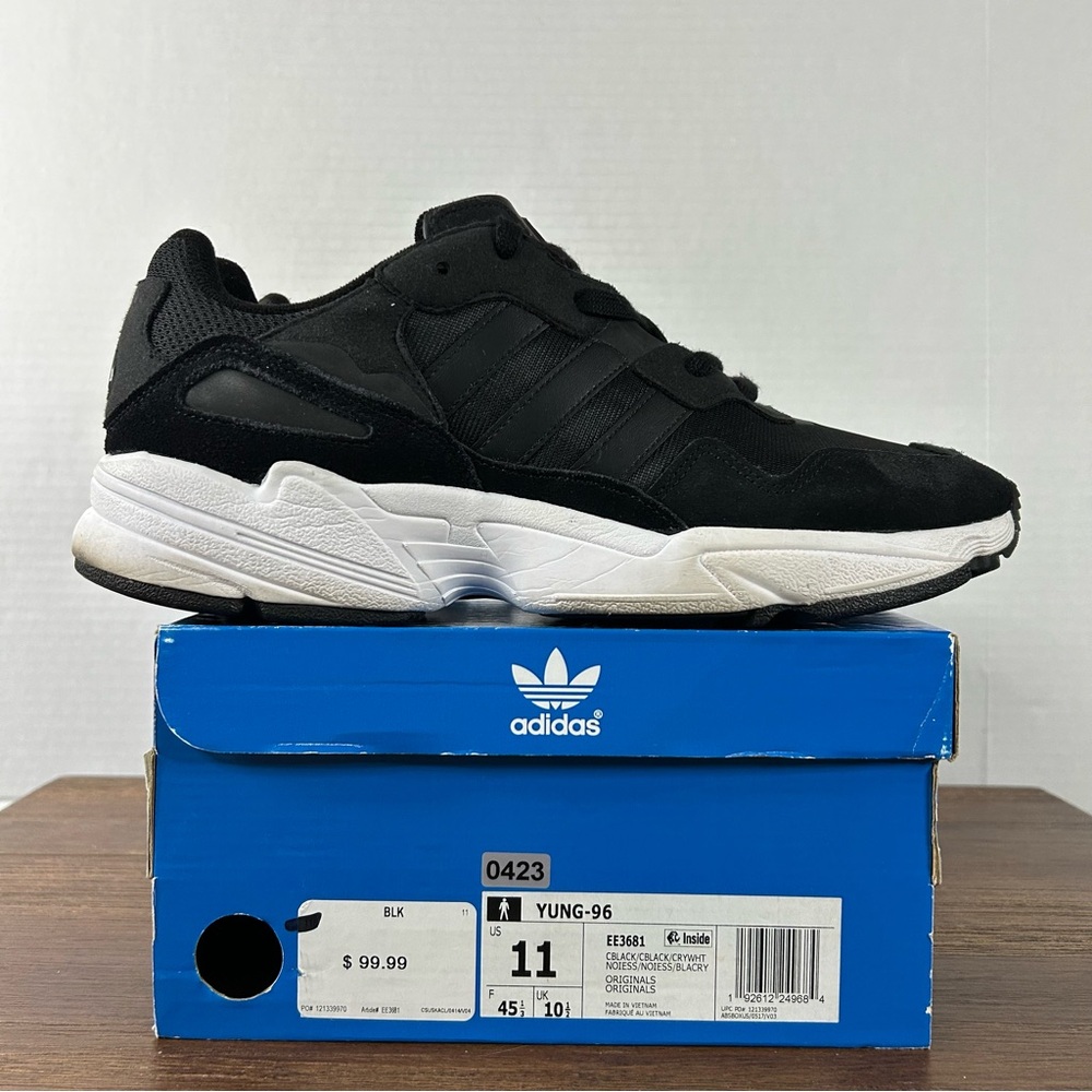 Adidas Men's Black and White Yung-96 Sneakers Size M11